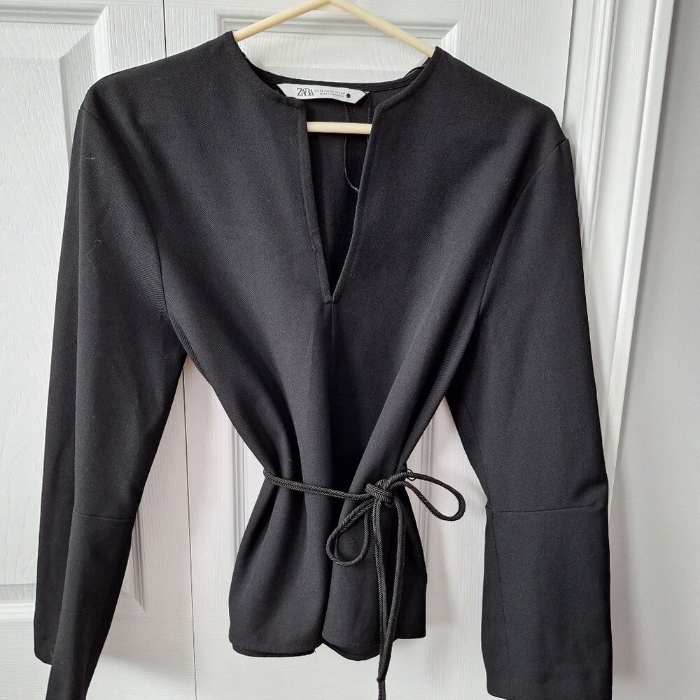 Zara Black V-neck Top with Tie Up Belt